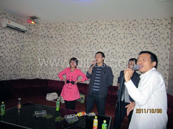 2011年10月，鄭州企鵝糧油機械有限公司--外貿(mào)部，十一國慶節(jié)團體活動！(圖1)