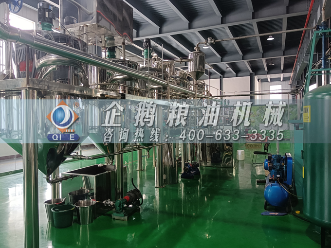 企鵝牌茶籽油雙螺桿榨油機(jī)，用心制造獲得客戶(hù)認(rèn)可(圖5)