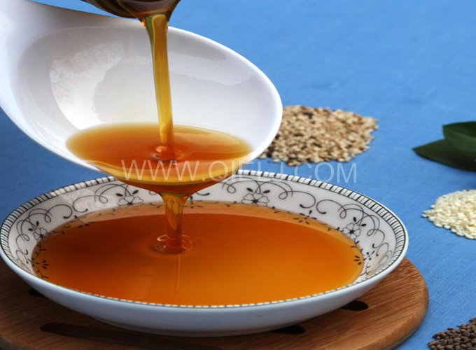 芝麻油提取加工，企鵝糧油機械生產色香味俱佳的油脂(圖1)